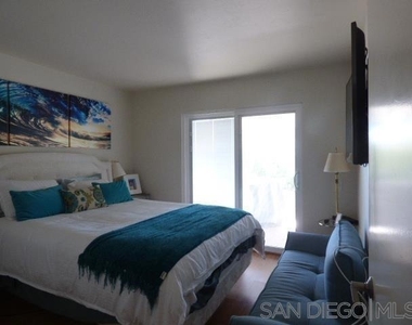 6743 Fashion Hills Blvd - Photo Thumbnail 19