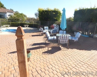 6743 Fashion Hills Blvd - Photo Thumbnail 26