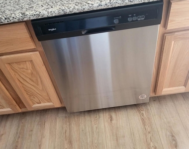 9344 Maple Street - Photo Thumbnail 5