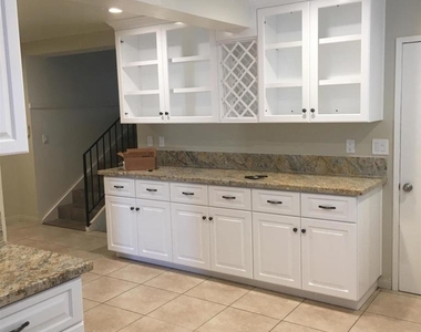 2568 Violet St - Photo Thumbnail 3