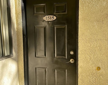 78650 Avenue 42 - Photo Thumbnail 3