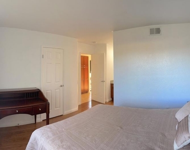 78650 Avenue 42 - Photo Thumbnail 12