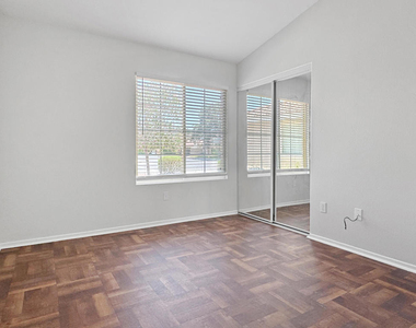 78720 W Harland Drive - Photo Thumbnail 7