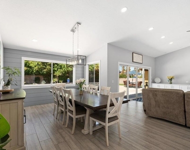 39369 Regency Way - Photo Thumbnail 5