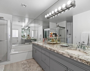39369 Regency Way - Photo Thumbnail 14