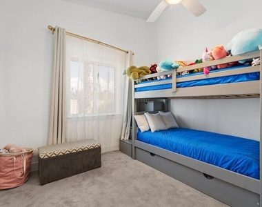 39369 Regency Way - Photo Thumbnail 17