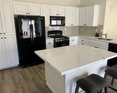 78780 Birchcrest Circle - Photo Thumbnail 6