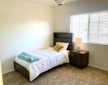 78780 Birchcrest Circle - Photo Thumbnail 18