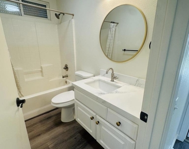 78780 Birchcrest Circle - Photo Thumbnail 20