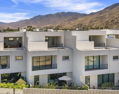 318 Huddle Springs Way - Photo Thumbnail 2