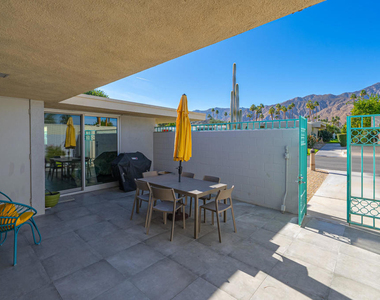 70 Lakeview Drive - Photo Thumbnail 35