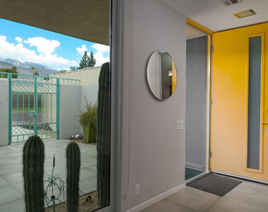 70 Lakeview Drive - Photo Thumbnail 6