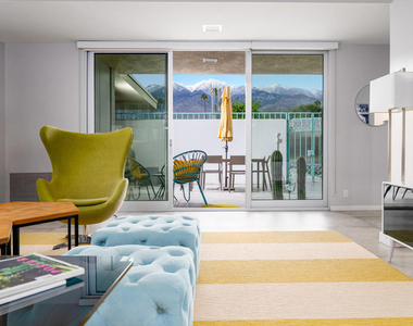 70 Lakeview Drive - Photo Thumbnail 12