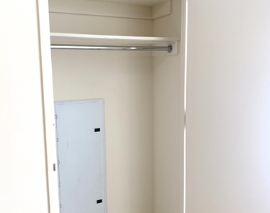 400 West 63rd Street - Photo Thumbnail 2
