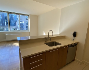 400 West 63rd Street - Photo Thumbnail 1