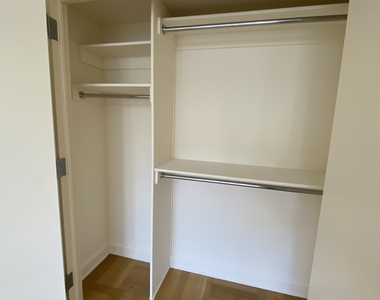 400 West 63rd Street - Photo Thumbnail 6