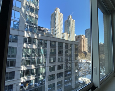 400 West 63rd Street - Photo Thumbnail 8