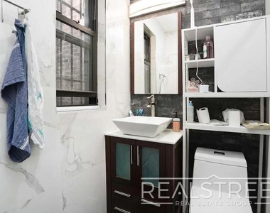 141 Greene Avenue - Photo Thumbnail 7