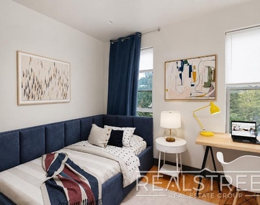 141 Greene Avenue - Photo Thumbnail 4