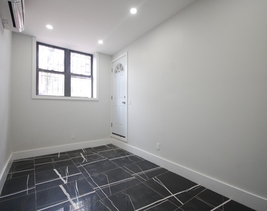 49 East 56th Street - Photo Thumbnail 5