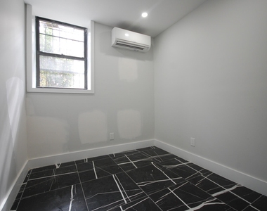 49 East 56th Street - Photo Thumbnail 6