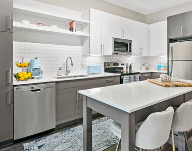 3158 Stillhouse Creek Dr Se - Photo Thumbnail 8