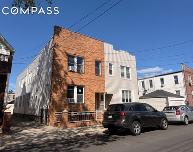 85th Street - Photo Thumbnail 5