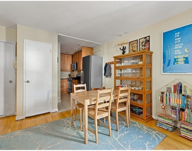 439 E 88th St - Photo Thumbnail 2