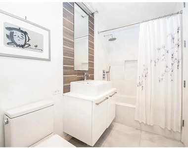 133 W 22nd St - Photo Thumbnail 6