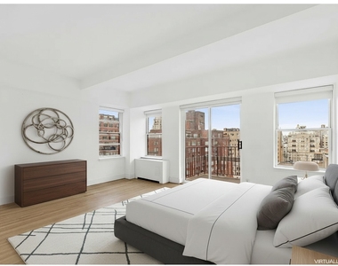 40 E 61st St - Photo Thumbnail 2
