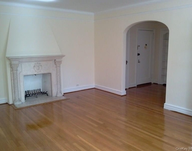 14 N Chatsworth Avenue - Photo Thumbnail 4