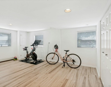 575 Washington Avenue - Photo Thumbnail 32