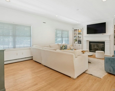 575 Washington Avenue - Photo Thumbnail 5