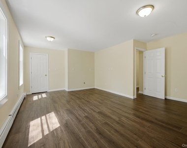 7 Rutland Road - Photo Thumbnail 25