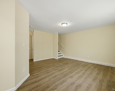 7 Rutland Road - Photo Thumbnail 11