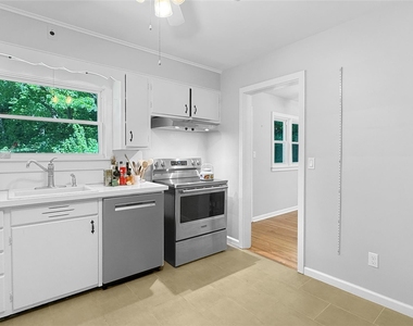 15 Whitehill Place - Photo Thumbnail 4
