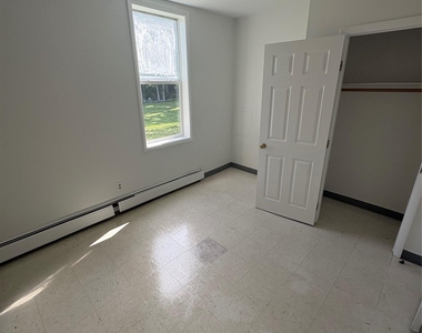 11 Fallkill Avenue - Photo Thumbnail 4