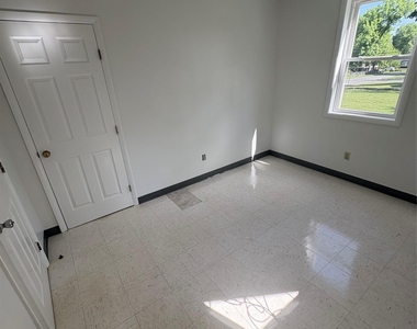 11 Fallkill Avenue - Photo Thumbnail 5