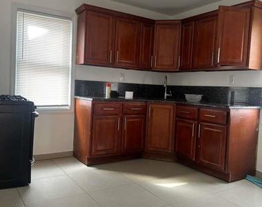24125 144th Avenue - Photo Thumbnail 1