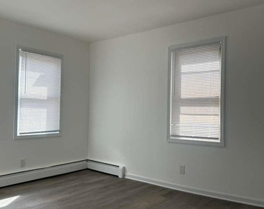 24125 144th Avenue - Photo Thumbnail 4