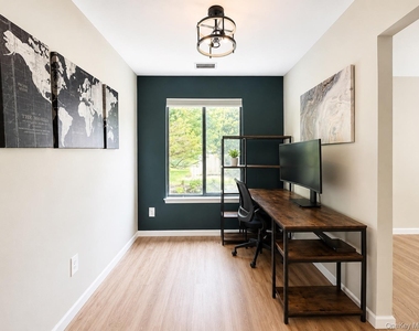 201 Birchwood Road - Photo Thumbnail 6