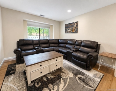 201 Birchwood Road - Photo Thumbnail 9