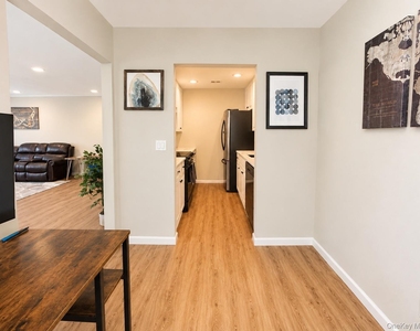 201 Birchwood Road - Photo Thumbnail 3