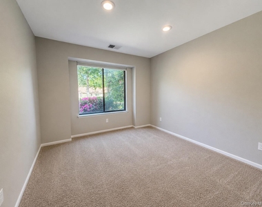 201 Birchwood Road - Photo Thumbnail 17