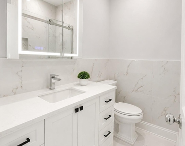 1463 Hewlett Avenue - Photo Thumbnail 5