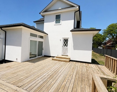 1463 Hewlett Avenue - Photo Thumbnail 11