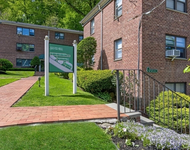 319 Main Street - Photo Thumbnail 17