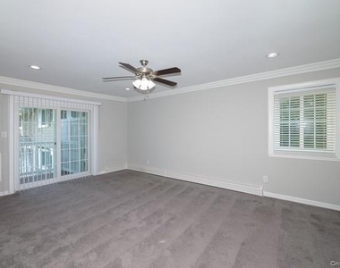 9 Williams Boulevard - Photo Thumbnail 3