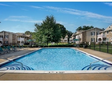 9 Williams Boulevard - Photo Thumbnail 1