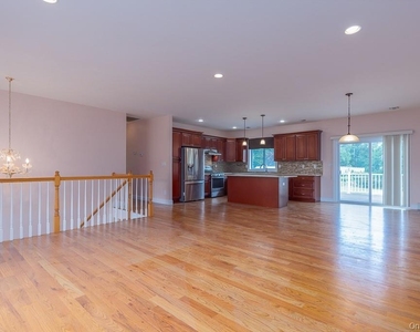 69 Heights Road - Photo Thumbnail 5